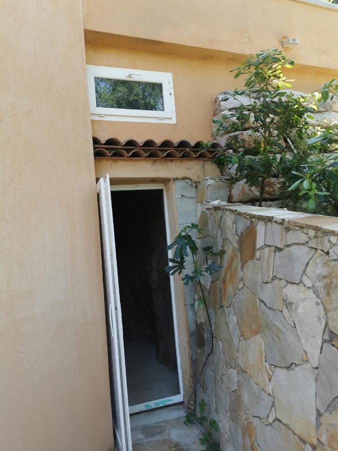 Ou Souleou Apartman Bormes-les-Mimosas Kültér fotó