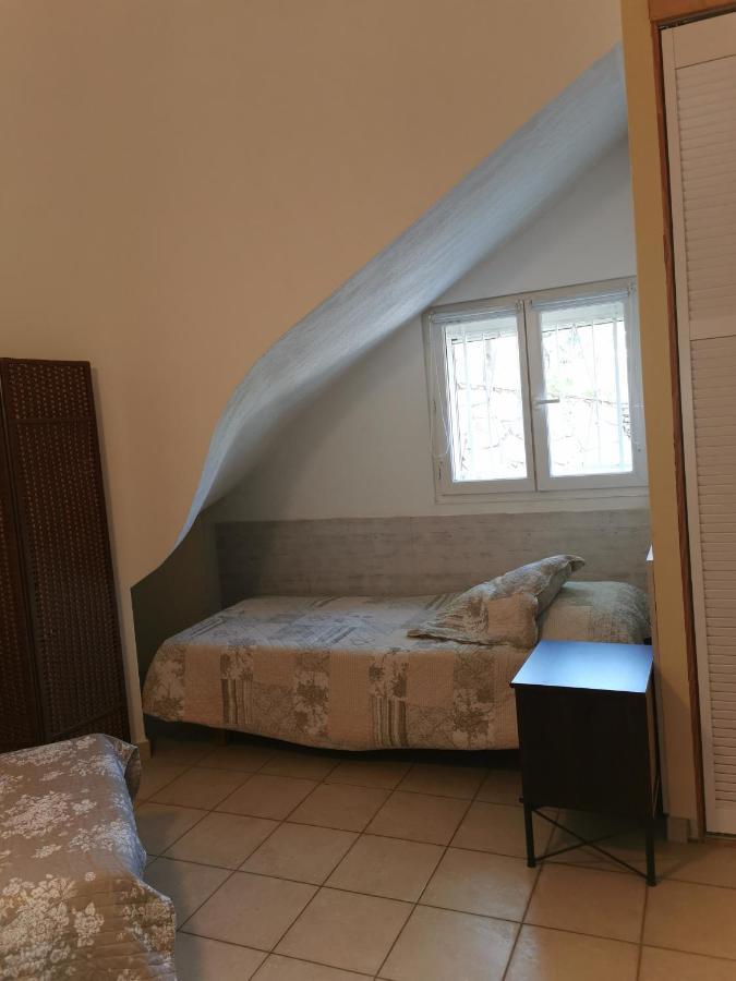 Ou Souleou Apartman Bormes-les-Mimosas Kültér fotó
